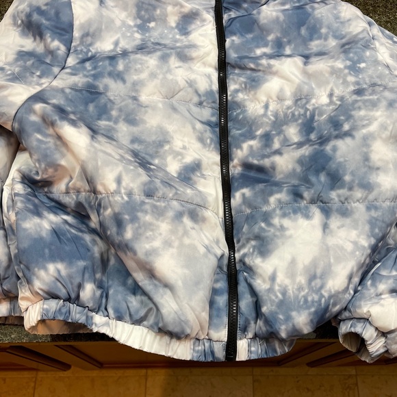 Puff jacket - Picture 2 of 6